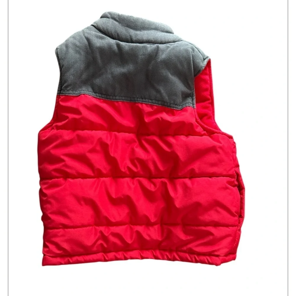 Carter’s Red and Gray Kids Puffer Vest-Size 5 and Like New